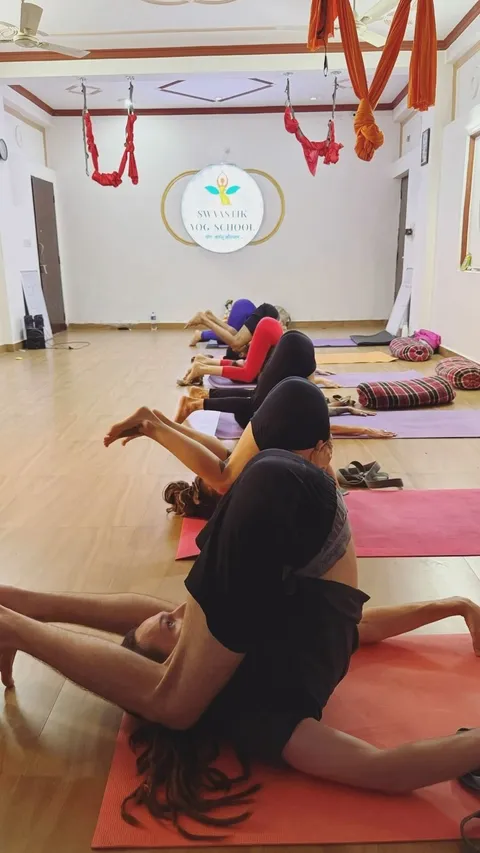 Hatha Yoga in Our 200-Hour TTC